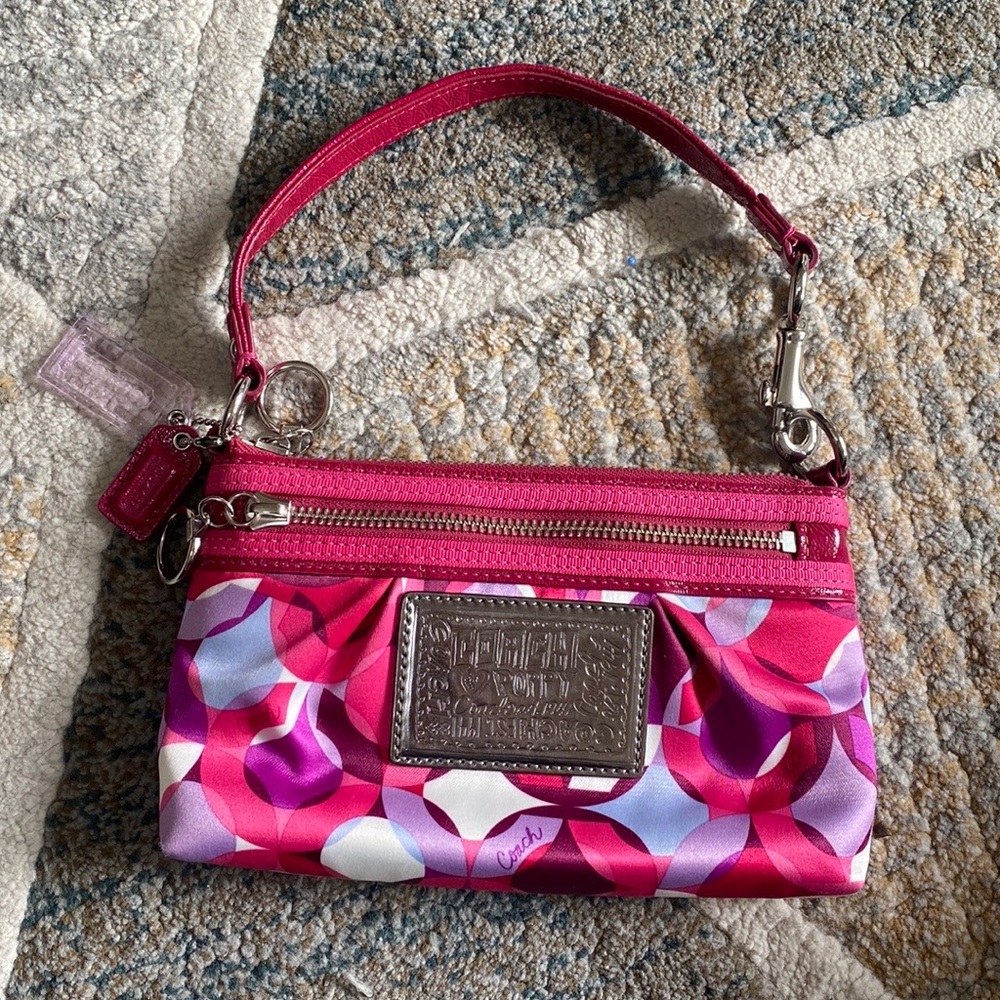 New never used Coach wristlet